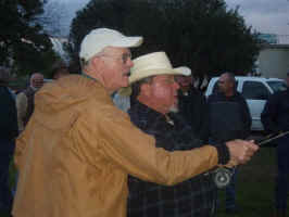 AK2.jpg (21735 bytes)